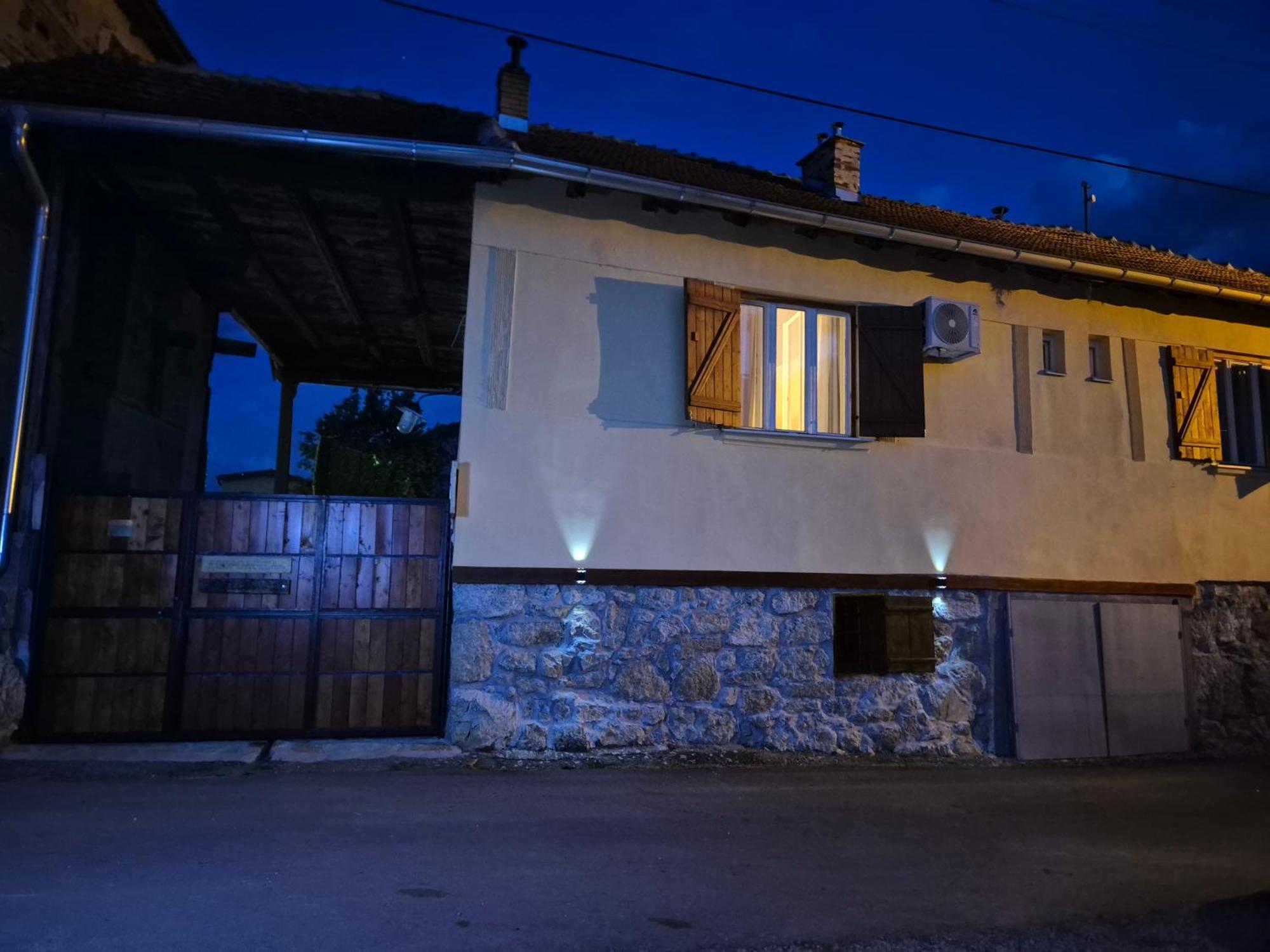 Konak -Guest House -Ramonda Serbika Ni Buitenkant foto